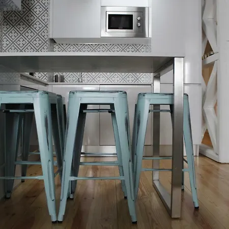 Διαμέρισμα Augusta Street 213 - 4 Dto