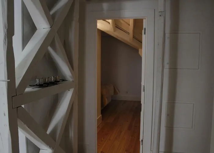 Augusta Street 213 - 4 Dto *