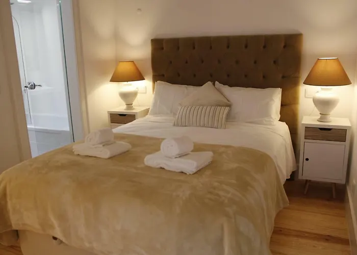 Augusta Street 213 - 4 Dto *