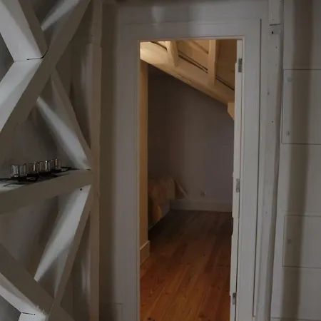 Augusta Street 213 - 4 Dto *