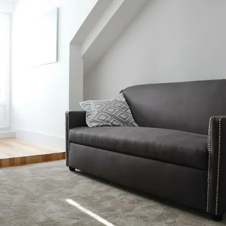 奥古斯塔街213 - 2公寓 *